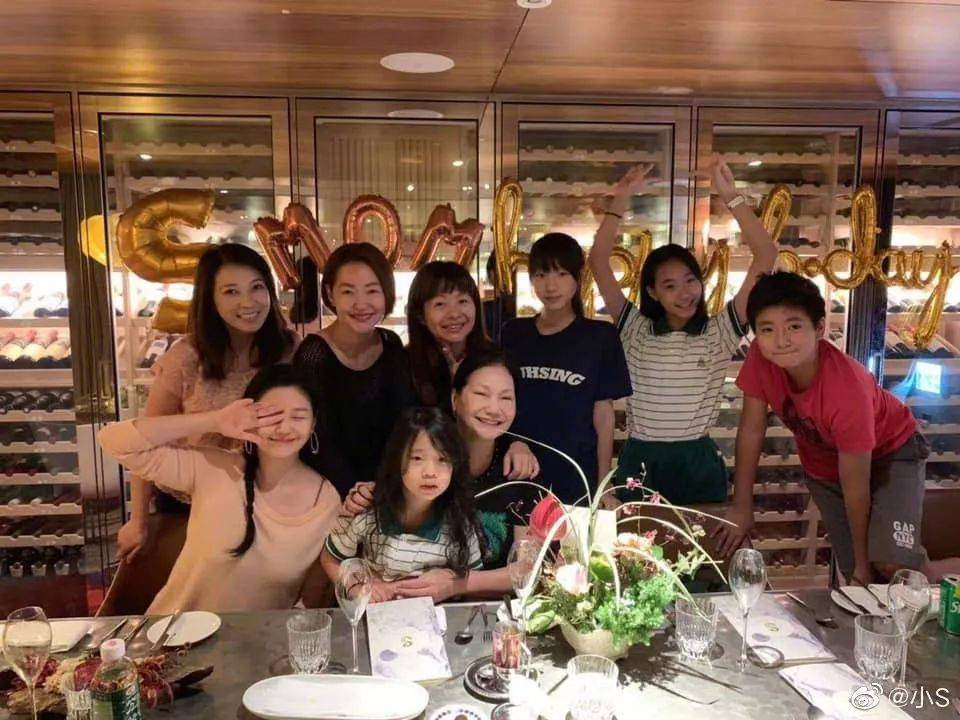2025澳门免费资料,正版资料的全面释义、解释与落实、时代解答解释落实